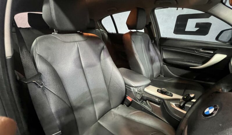 
								2013 BMW 1 Series 118i 5-Door Auto full									