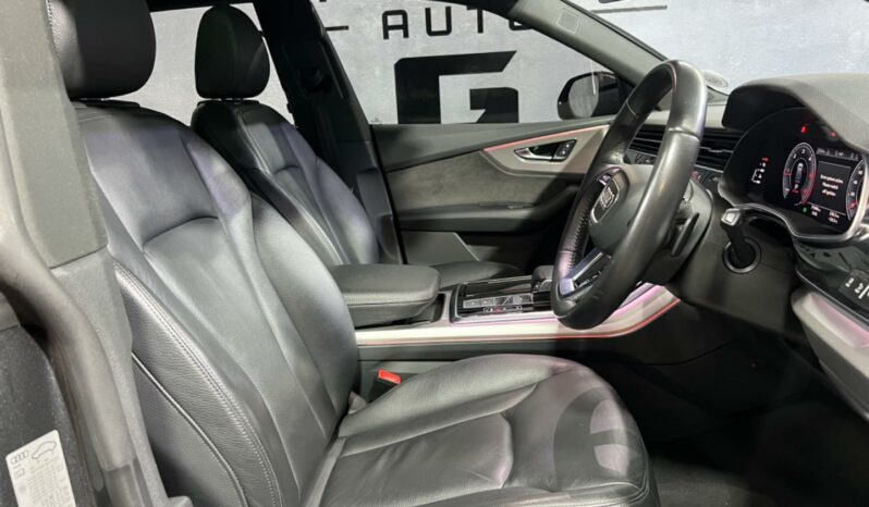 
								2020 Audi Q8 45TDI Quattro full									