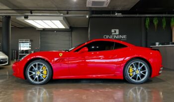 
									2010 Ferrari California California full								