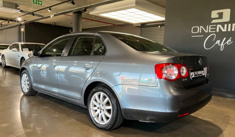 
								2011 Volkswagen Jetta 1.4TSI Highline full									