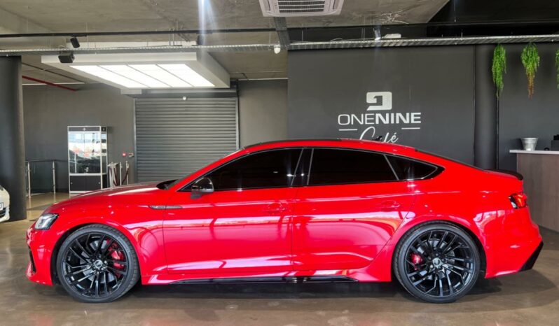 
								2021 Audi RS5 Sportback Quattro full									