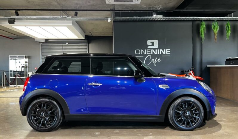 
								2020 MINI Hatch Cooper Hatch 3-Door Auto full									