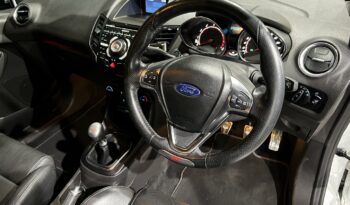 
									2017 Ford Fiesta ST full								