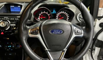 
									2017 Ford Fiesta ST full								