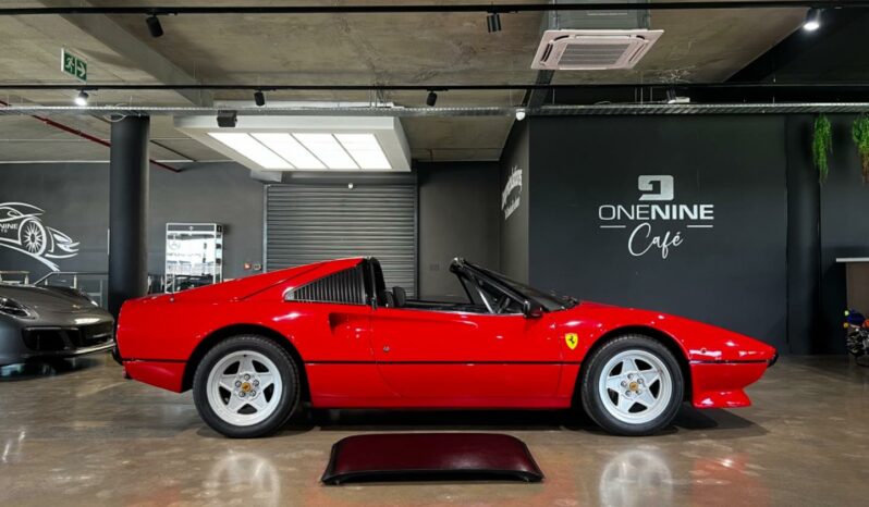 
								1982 Ferrari 308 GTSi full									