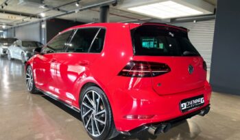 
									2018 Volkswagen Golf R full								