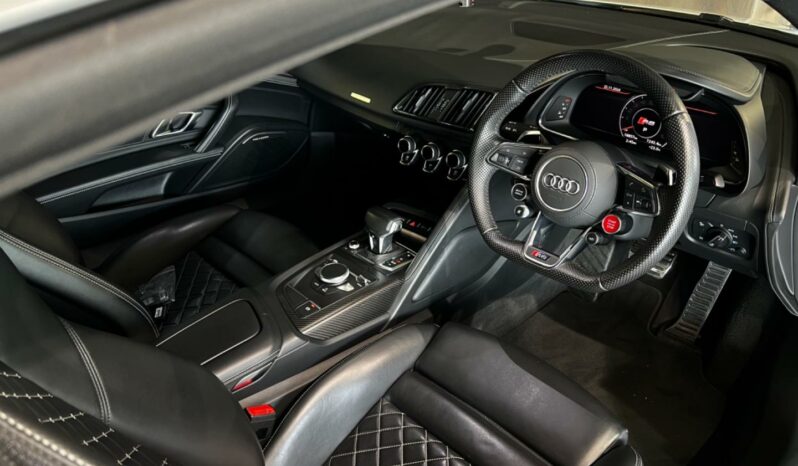 
								2018 Audi R8 Coupe 5.2 V10 Plus Quattro full									