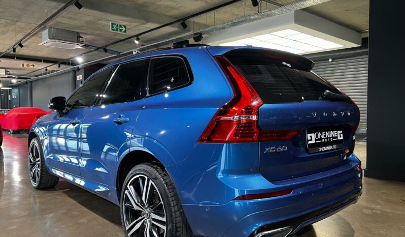 
								2021 Volvo XC60 D4 AWD R-Design full									