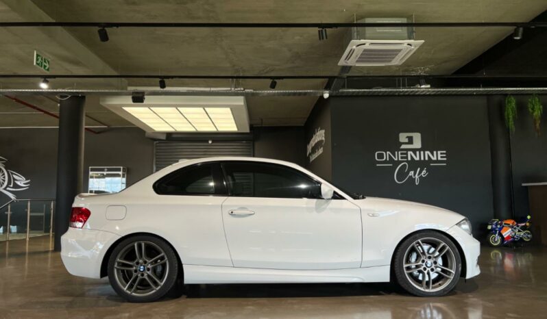 
								2010 BMW 1 Series 135i Coupe M Sport full									