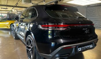 
									2021 Porsche Macan Macan full								