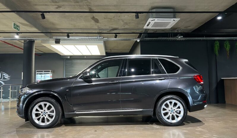 
								2020 BMW X5 xDrive50i Exterior Design Pure Experience full									