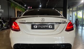 
									2019 Mercedes-AMG C-Class C63 S full								