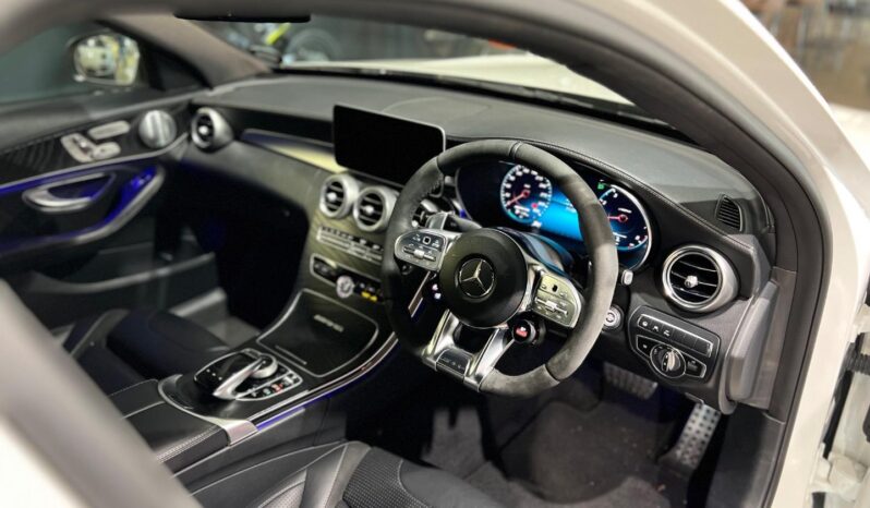 
								2019 Mercedes-AMG C-Class C63 S full									