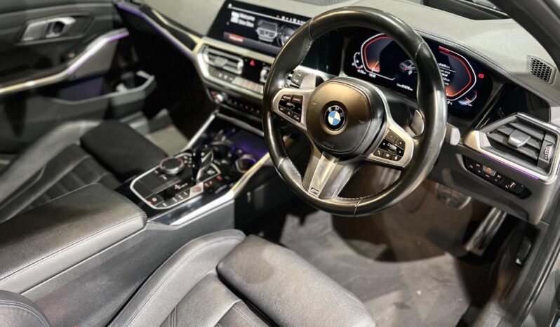 
								2022 BMW 3 Series M340i xDrive full									