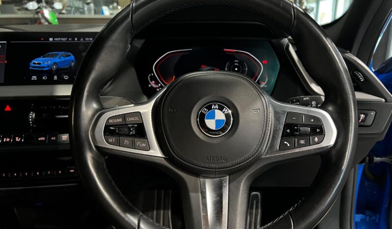 
								2023 BMW 1 Series 118i M Sport full									