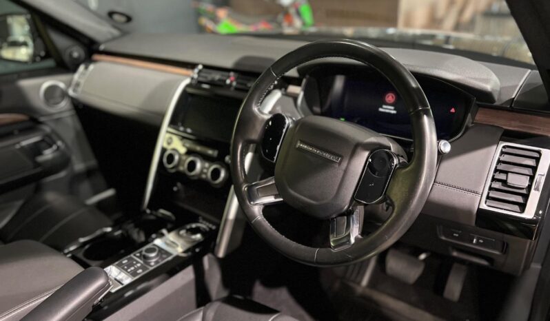 
								2020 Land Rover Discovery HSE Td6 full									