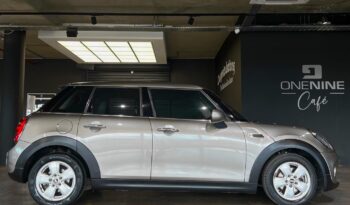 
									2019 MINI Hatch One Hatch 5-Door Auto full								