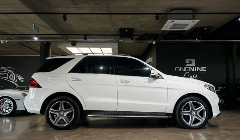 
								2016 Mercedes-Benz GLE GLE350d full									