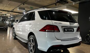 
									2016 Mercedes-Benz GLE GLE350d full								