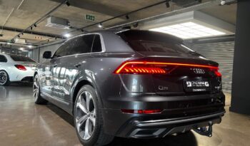 
									2023 Audi Q8 55TFSI Quattro full								
