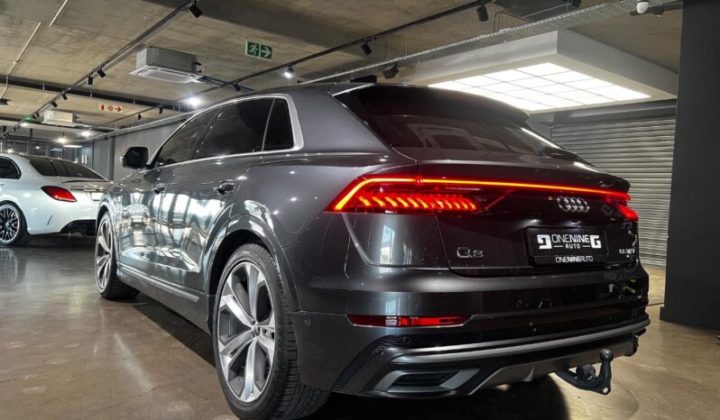 
								2023 Audi Q8 55TFSI Quattro full									