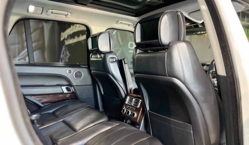 
								2014 Land Rover Range Rover Vogue SE Supercharged full									