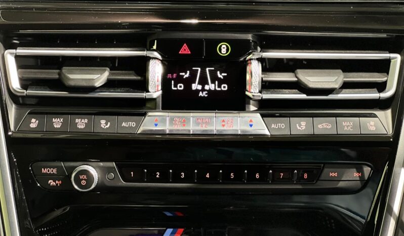 
								2020 BMW M8 Competition Coupe full									