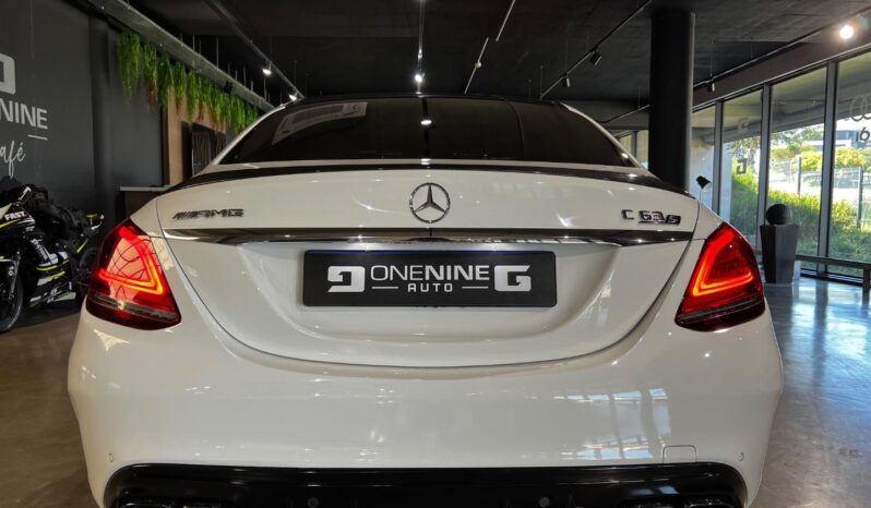 
								2019 Mercedes-AMG C-Class C63 S full									