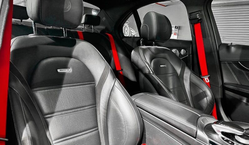 
								2019 Mercedes-AMG C-Class C63 S full									