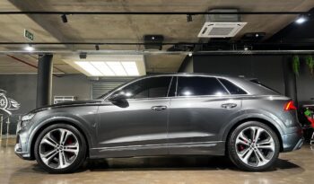 
									2023 Audi Q8 55TFSI Quattro full								