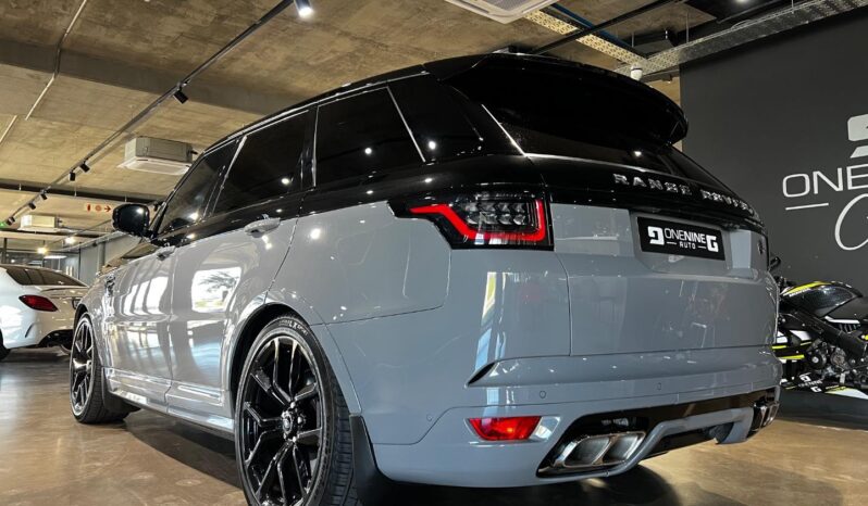 
								2022 Land Rover Range Rover Sport SVR full									