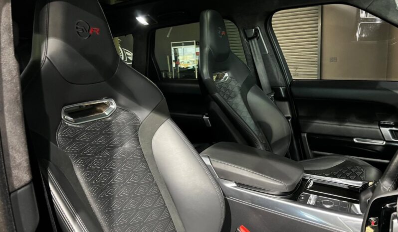 
								2022 Land Rover Range Rover Sport SVR full									