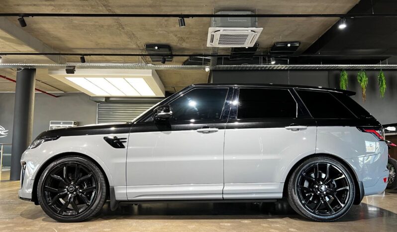 
								2022 Land Rover Range Rover Sport SVR full									