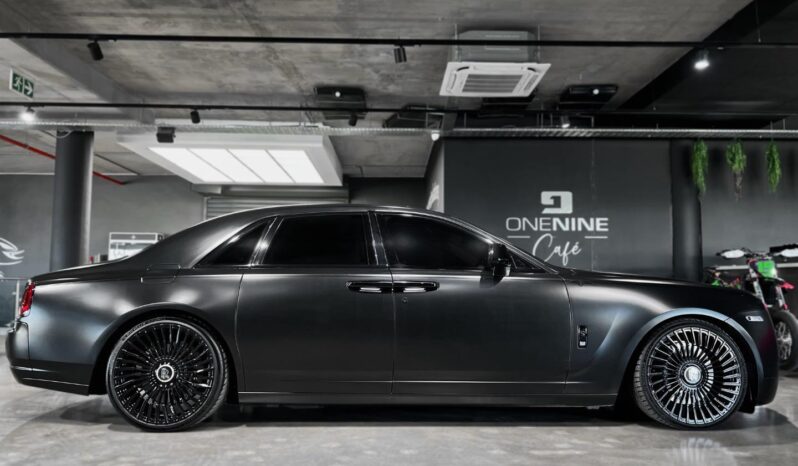 
								2016 Rolls-Royce Ghost 6.6L full									