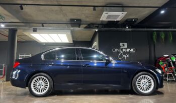 
									2013 BMW 3 Series 320i Luxury Auto full								