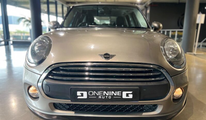 
								2019 MINI Hatch Cooper Hatch 5-Door Auto full									