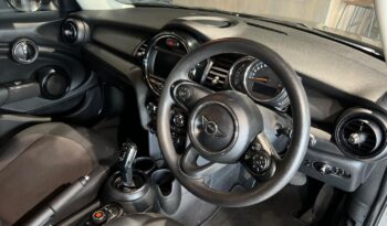 
									2019 MINI Hatch Cooper Hatch 5-Door Auto full								