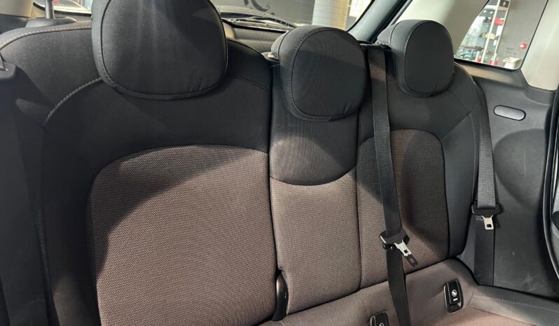 
								2019 MINI Hatch Cooper Hatch 5-Door Auto full									