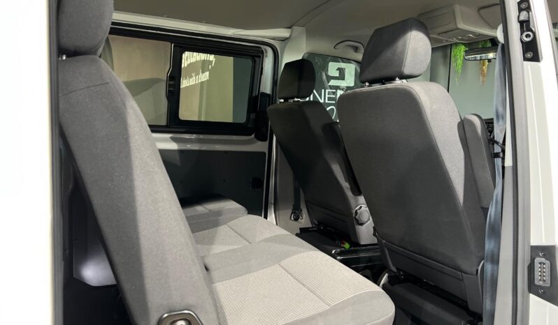 
								2024 Volkswagen Transporter 2.0BiTDI 146kW Crew Bus SWB 4Motion 5-seater full									