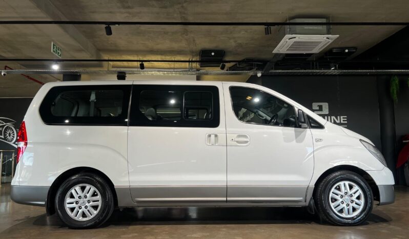 
								2017 Hyundai H-1 2.5 CRDI ELITE Auto  9-Seater full									