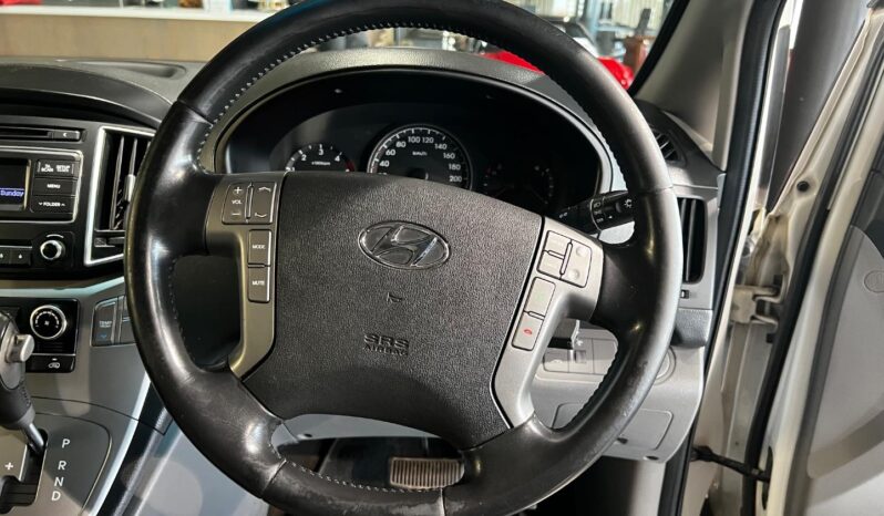 
								2017 Hyundai H-1 2.5 CRDI ELITE Auto  9-Seater full									