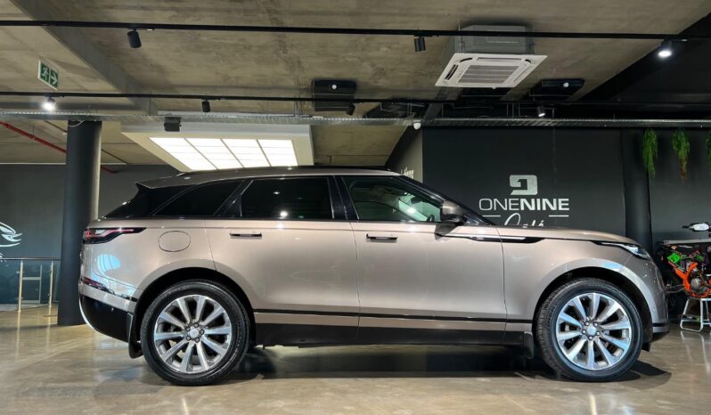 
								2017 Land Rover Range Rover Velar D240 SE full									
