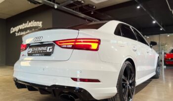 
									2020 Audi RS3 Sedan Quattro full								
