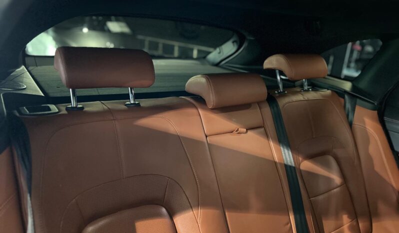 
								2022 Jaguar F-Pace D200 AWD R-Dynamic SE full									