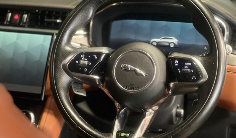 
								2022 Jaguar F-Pace D200 AWD R-Dynamic SE full									