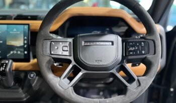 
									2023 Land Rover Defender 110 V8 full								