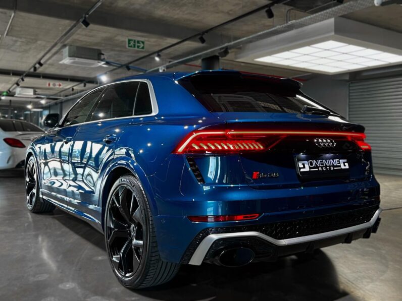 
								2021 Audi RSQ8 Quattro full									