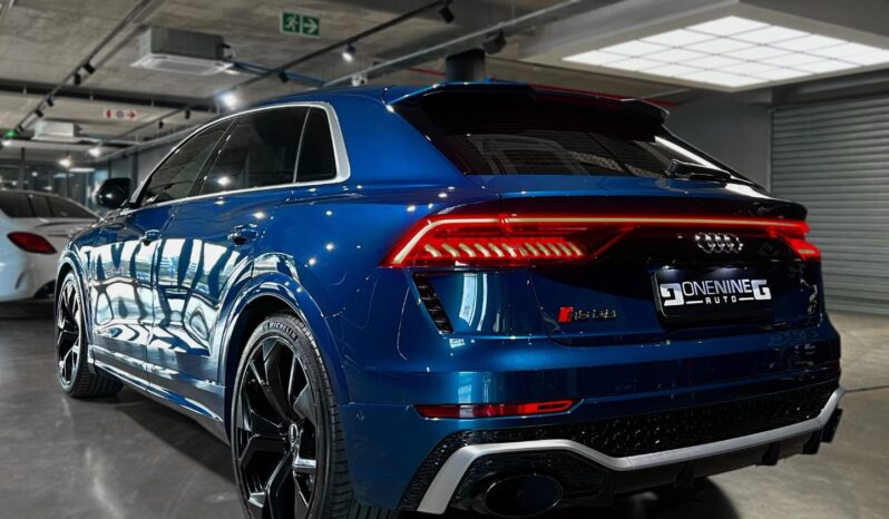 
								2021 Audi RSQ8 Quattro full									