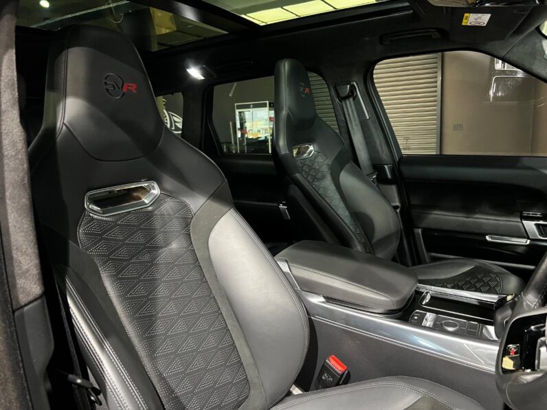 
								2022 Land Rover Range Rover Sport SVR full									