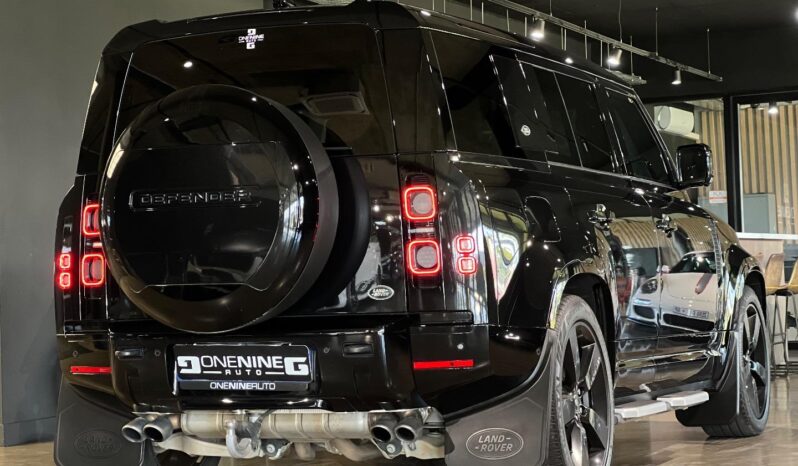 
								2023 Land Rover Defender 110 V8 full									
